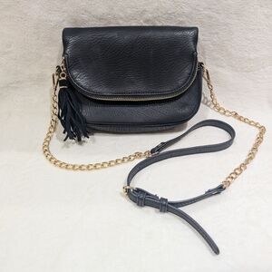 Moda Luxe Black Crossbody Bag with Gold Chain